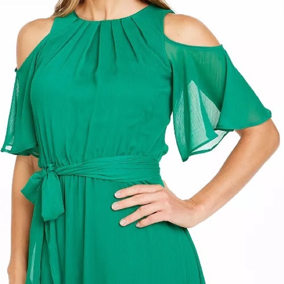 Beautiful Calvin Klein Dress- NWT! - Picture 3 of 7